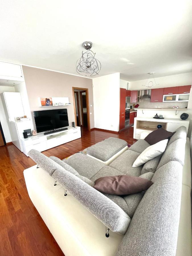Elegant Apartment In Milan With Panoramic Terrace Luaran gambar